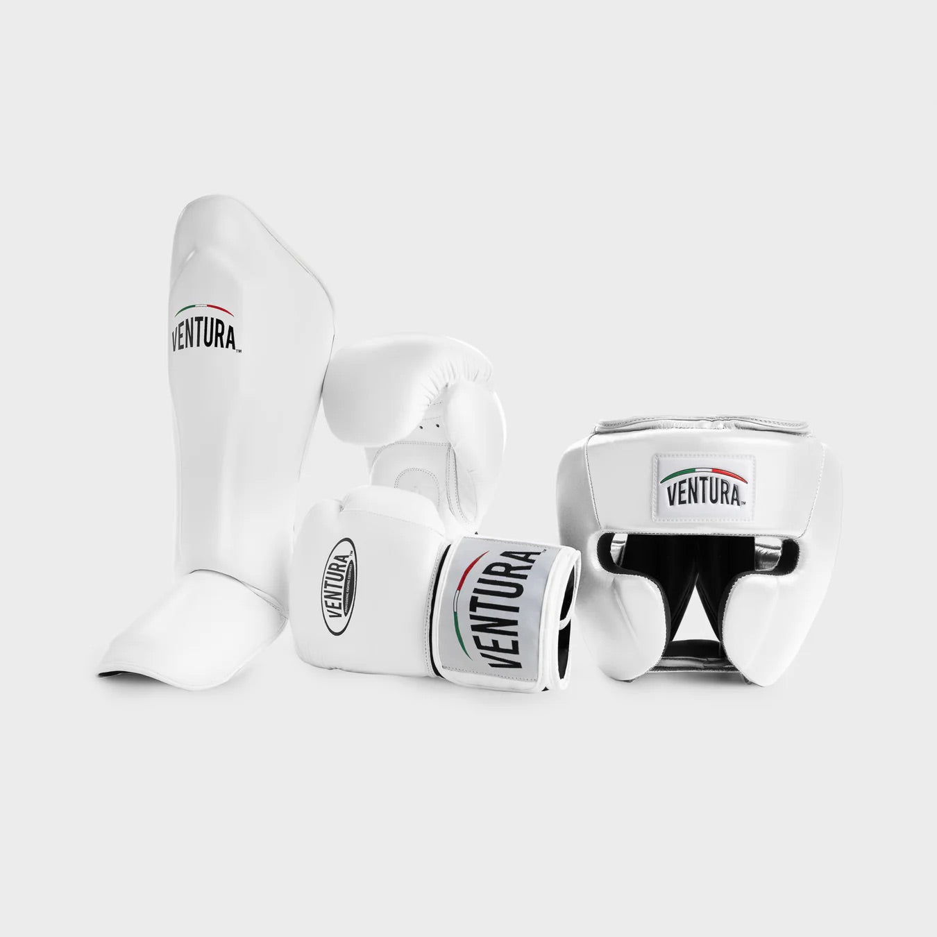 GANTS ET CASQUE DE BOXE EN CUIR VÉRITABLE AVEC PROTÈGE-TIBIAS