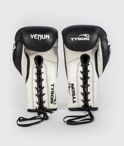 Gants de Boxe Pro Venum Giant 2.0 Mike Tyson avec Lacets - Noir Profond/Blanc Optique